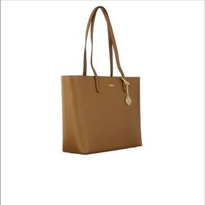 DKNY Leather Shoulder Purse FINAL PRICE ‼️